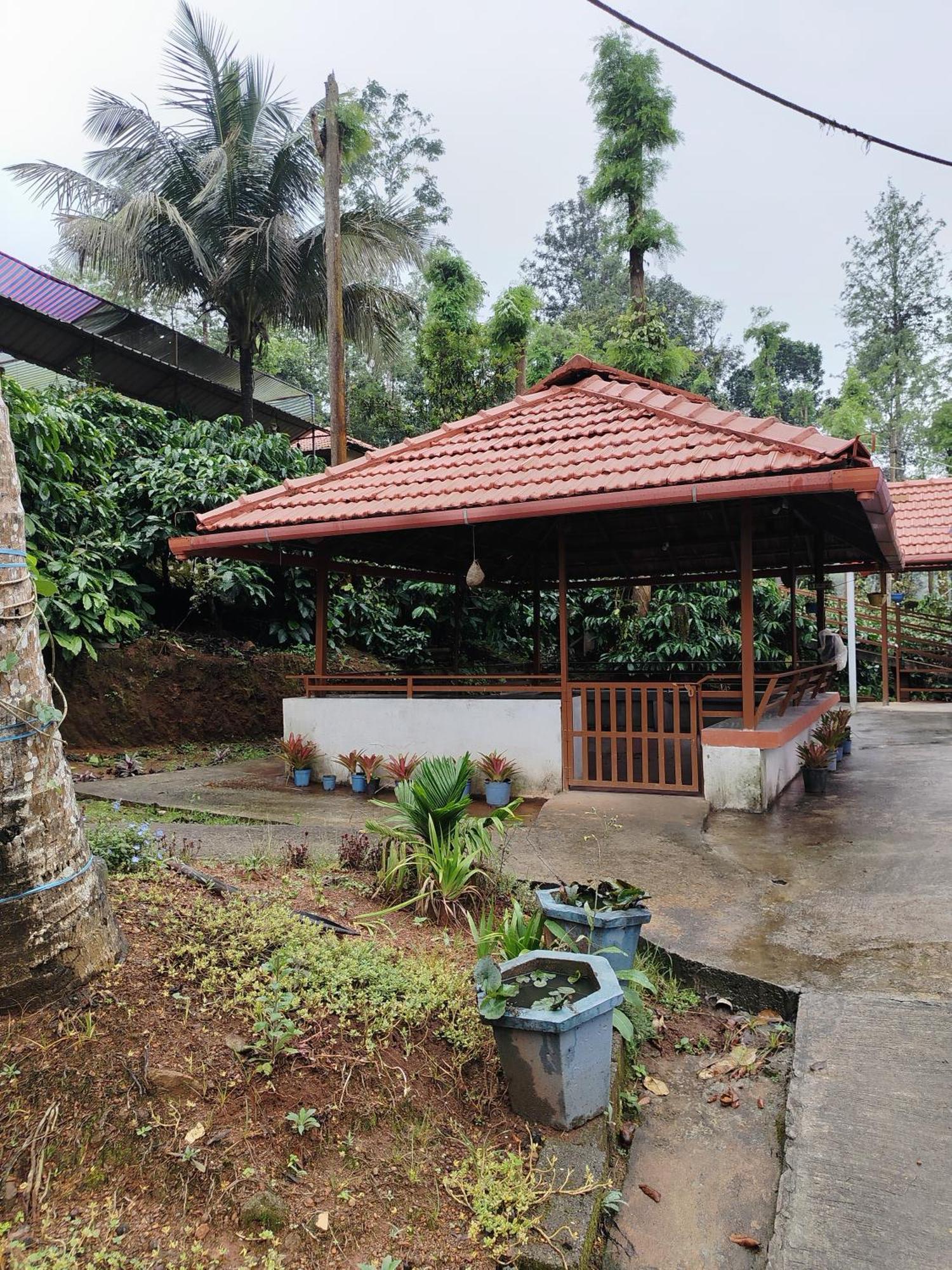 Shivalaya Homestay, Madikeri Siddāpur Exterior foto